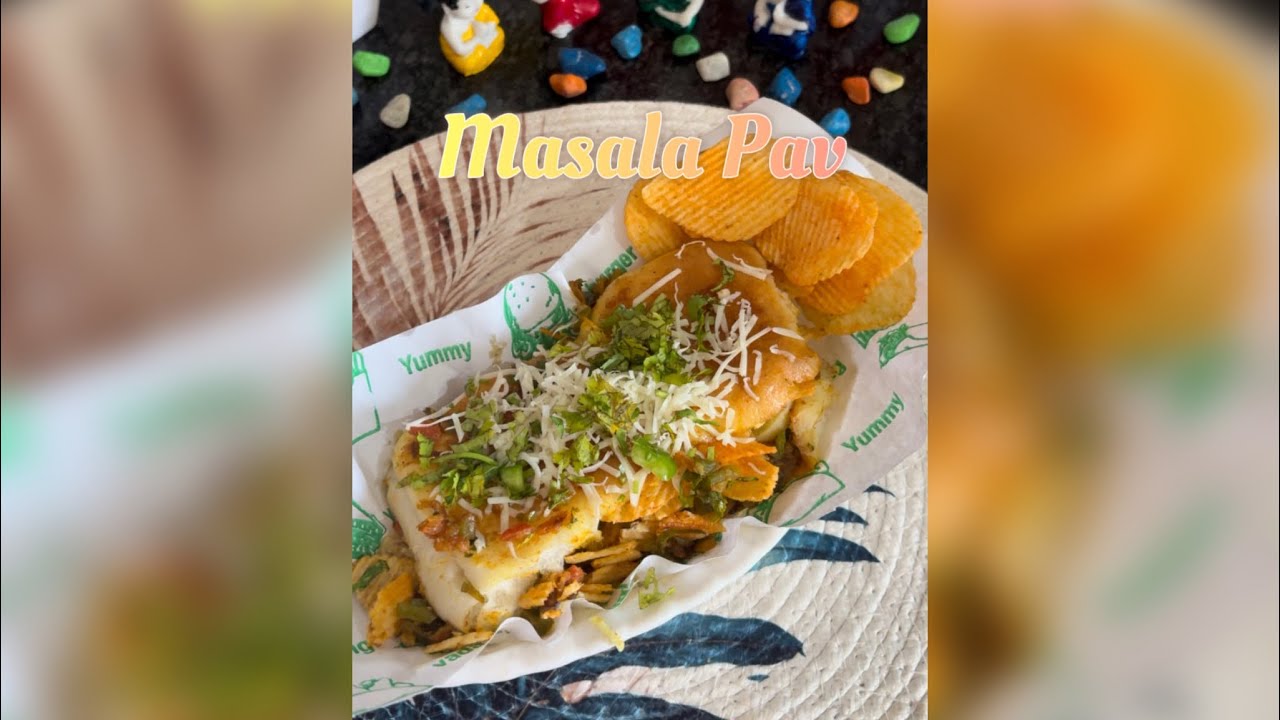 Crunchy Bhi, Chatpata Bhi🙂 | Mumbai Famous Masala Pav😋 | Lays Masala Pav✨