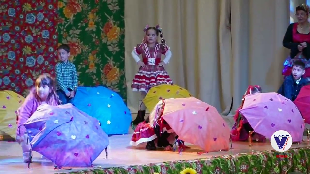 Pré II B  -  Oh Chuva – Falamansa