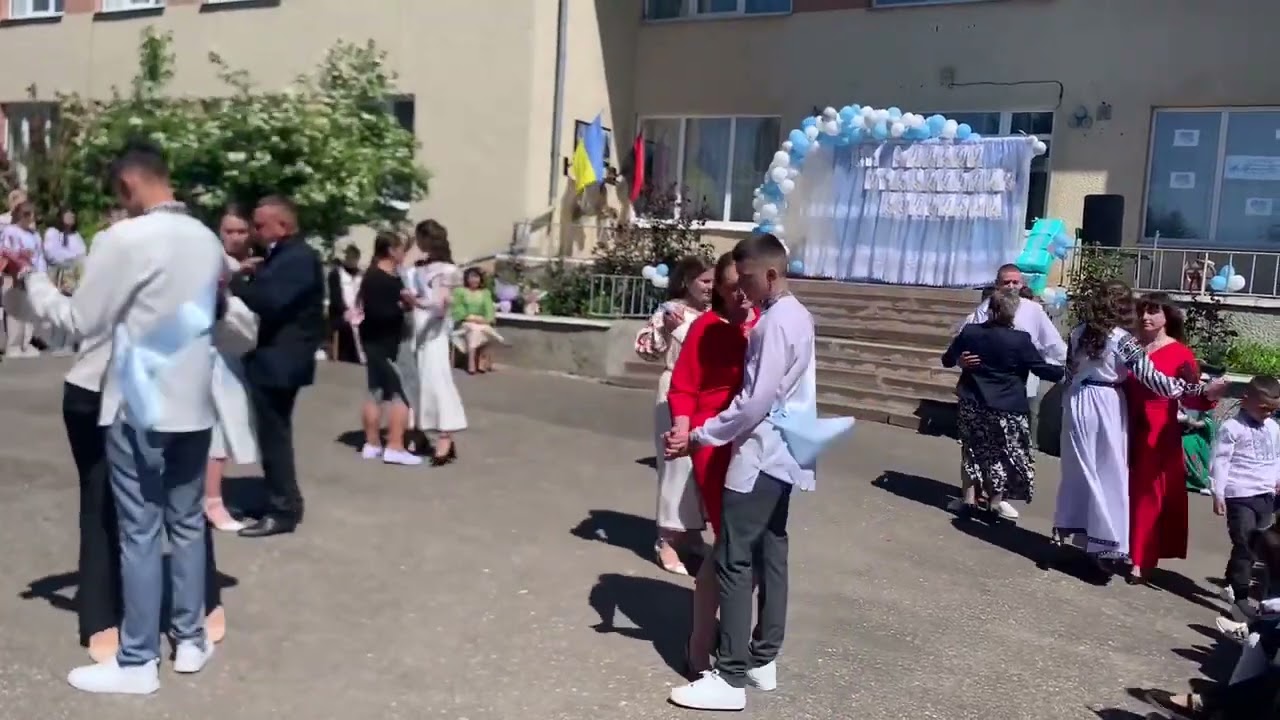 Шкільний танець з батьками 2025р.
