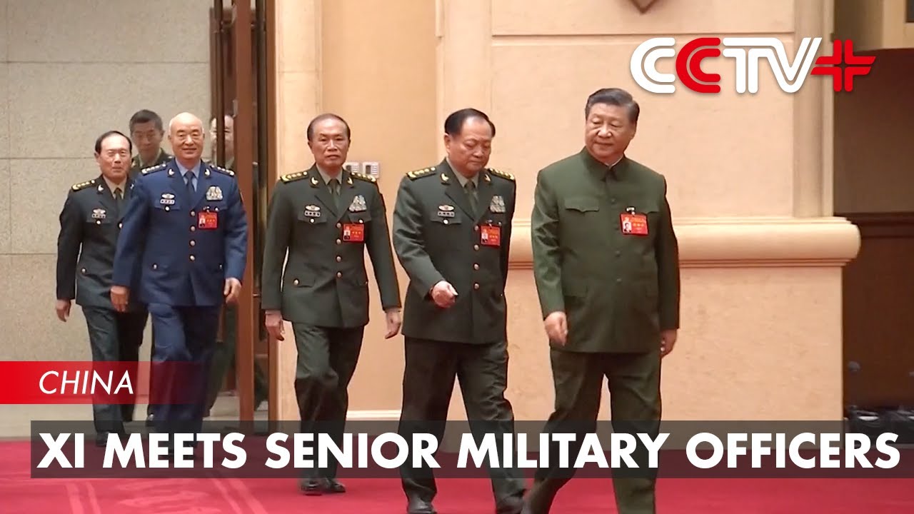 Xi Meets Senior Military Officers