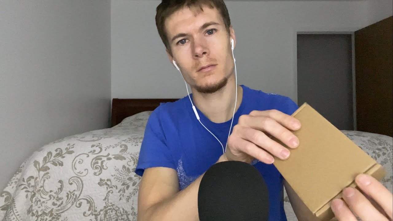 Fast Box Tapping (ASMR)
