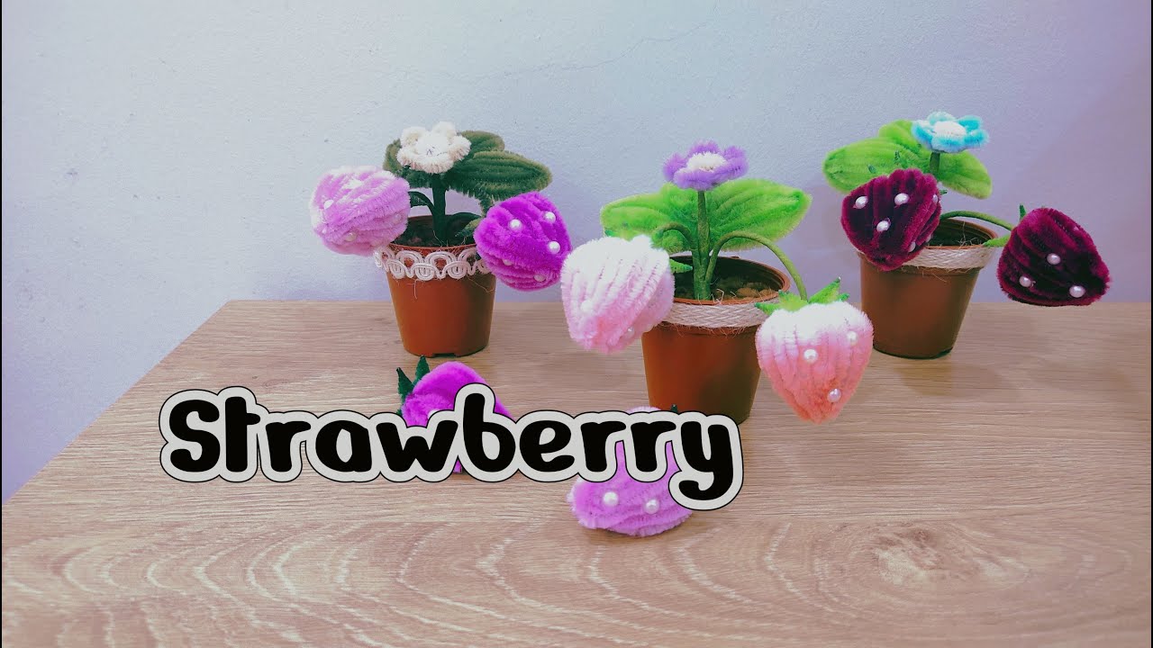 Easy Making - Amazing Pipe Cleaner Strawberry - How to Make Chenille Stem Strawberry - DIY Chenille