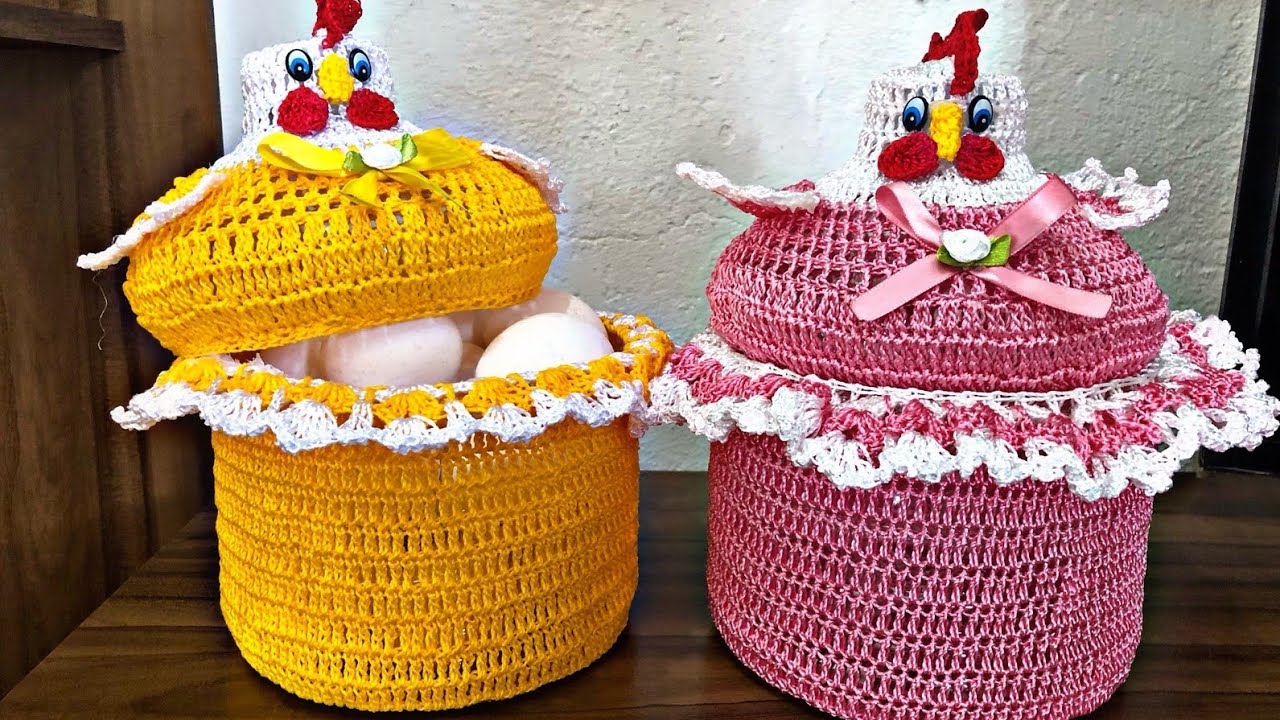 venha fazer comigo está  galinha linda porta ovos de material  reciclável. (2parte).