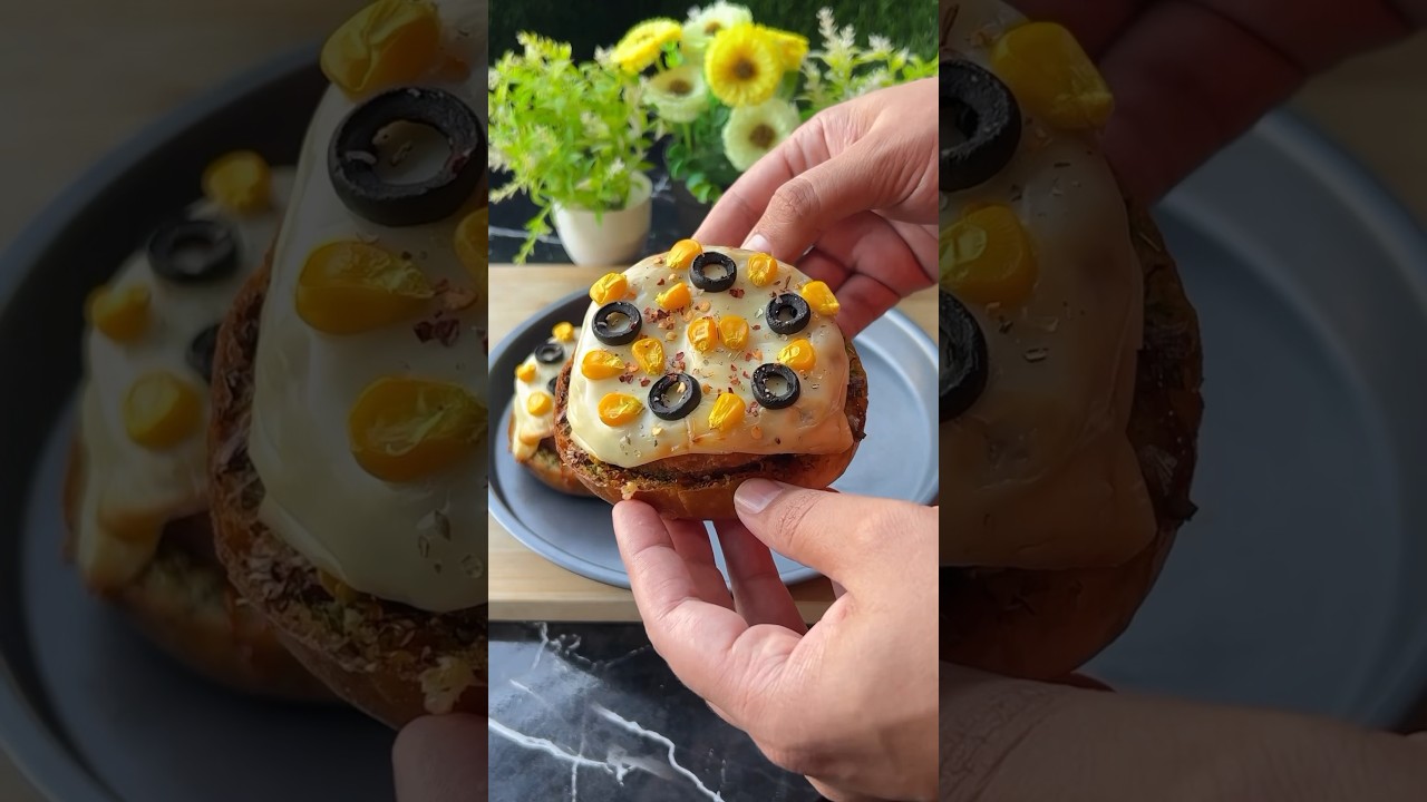 #shorts Garlic Bread or Burger or Pizza #easyrecipe #ashortaday