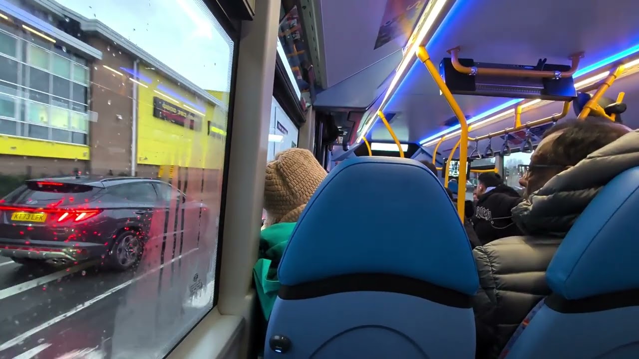 *AC + Mood lighting now DISABLED!* Journey on Bus Route 487 Metroline London (VMS2829 | LF73 DWM)