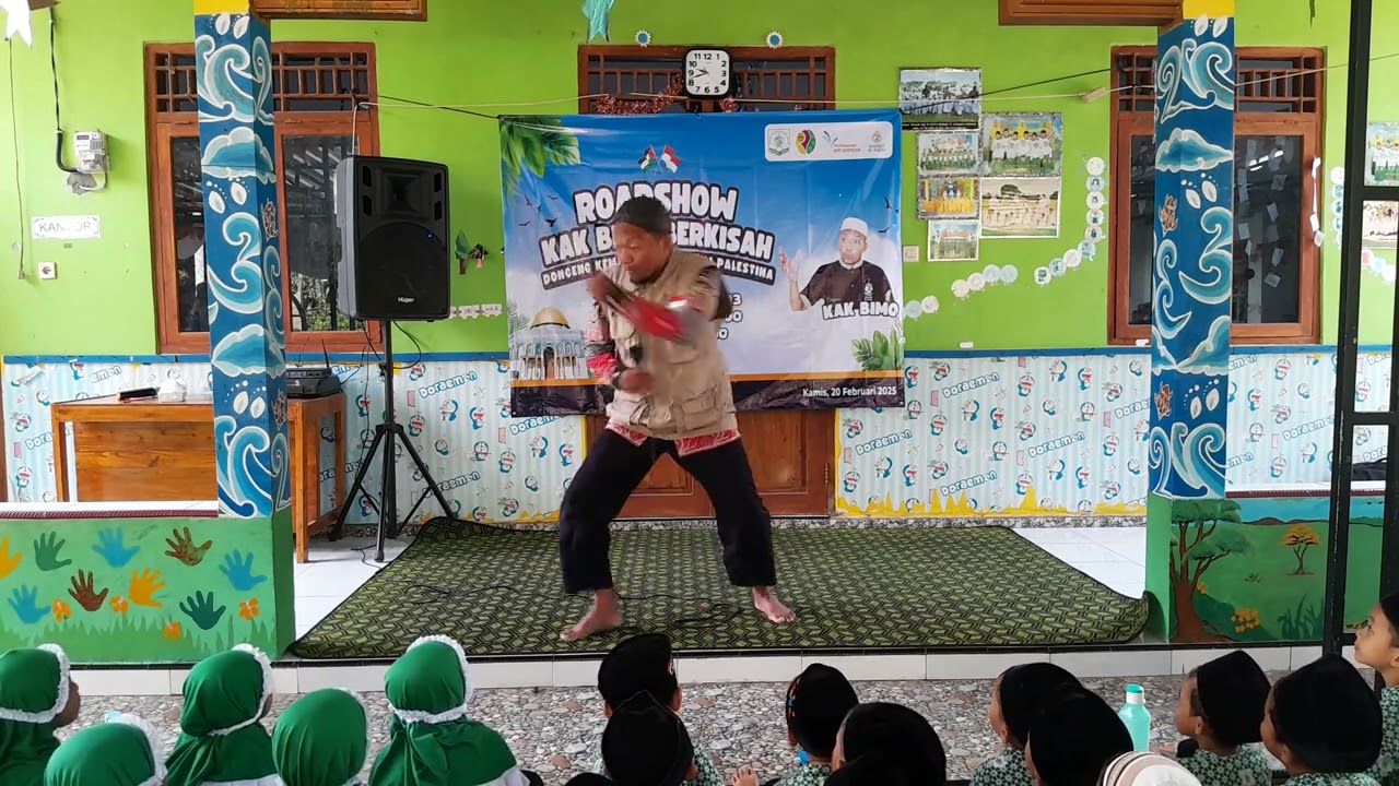 KAK BIMO BERKISAH TENTANG PUASA Di TK MNU 43 Fathimatuzzahroo'