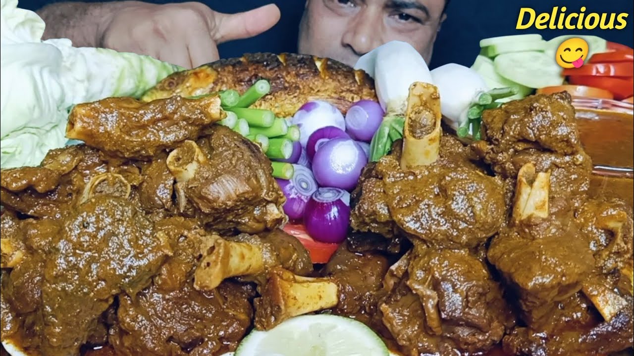 Eating Spicy Mutton Curry| Fish Fry| Mutton Grevy| Raw Cabbage| Raw Radish| Onion| Salad With Rice 😋