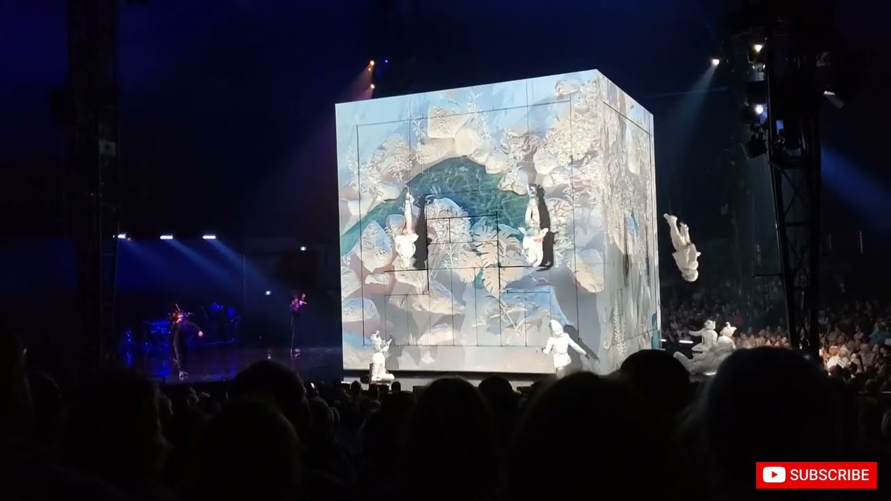 Echo Cirque du Soleil -Intro and Wall FULL ACT!