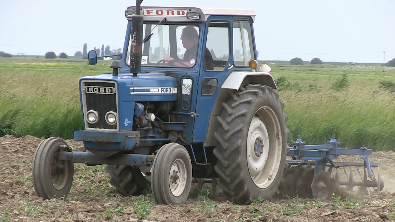 FORD 5600 AND RANSOMES DISC HARROWS