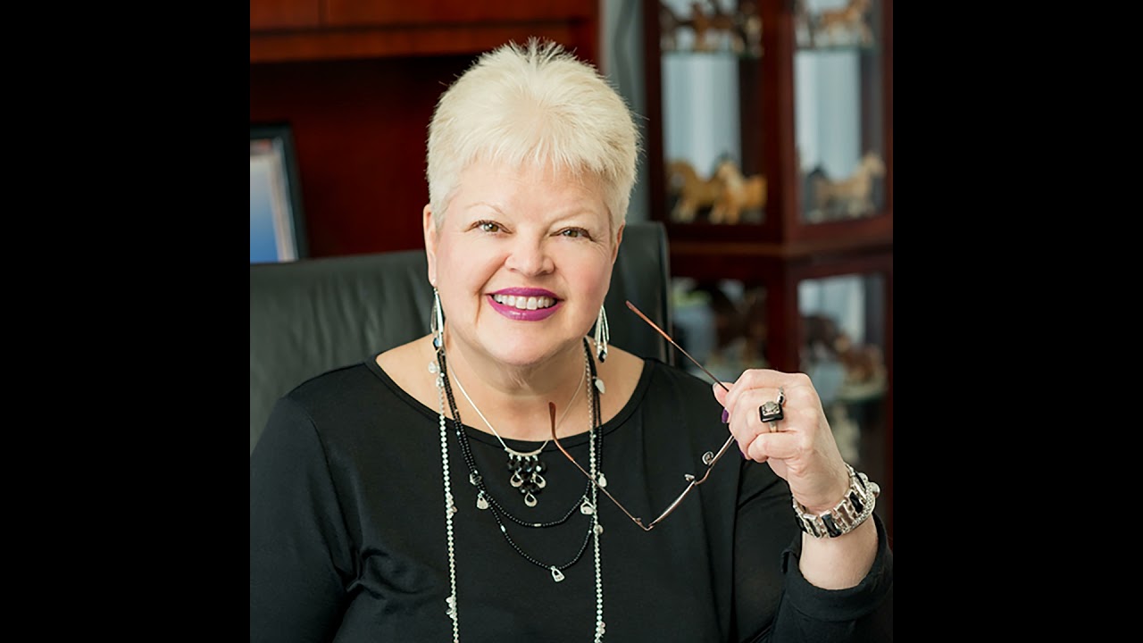 Integrity Over Industry: The Woman Who Rewrote the Rules of Marketing with Liz Johnson