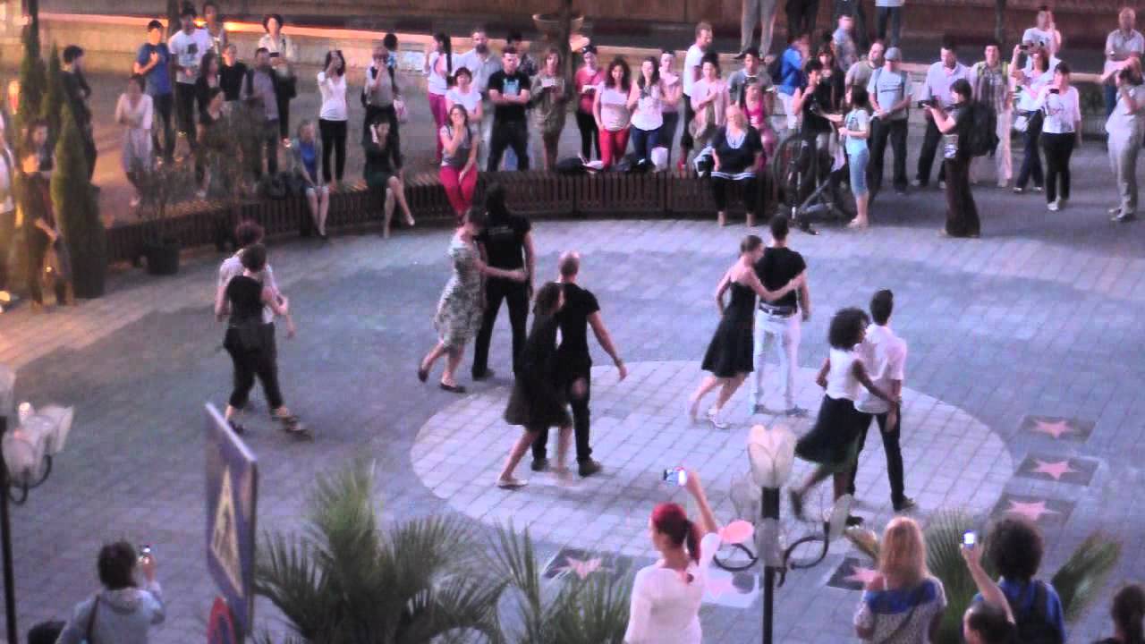 FLASHMOB PINA - CLIP OFICIAL