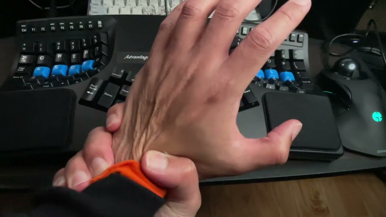 MacOS Ergonomics: Kinesis Advantage2 + GameBall Trackball