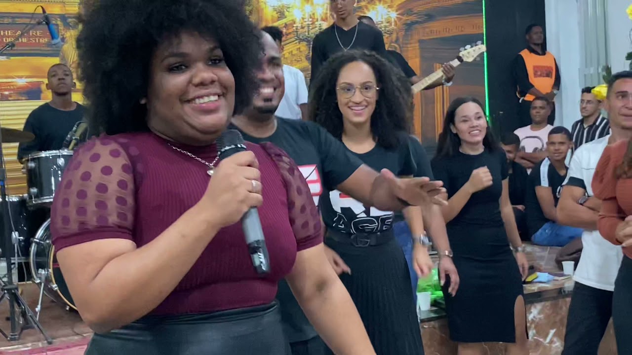 A UNÇÃO DESCEU COM A IRMÃ CANTANDO 🔥😱 Ester Teixeira