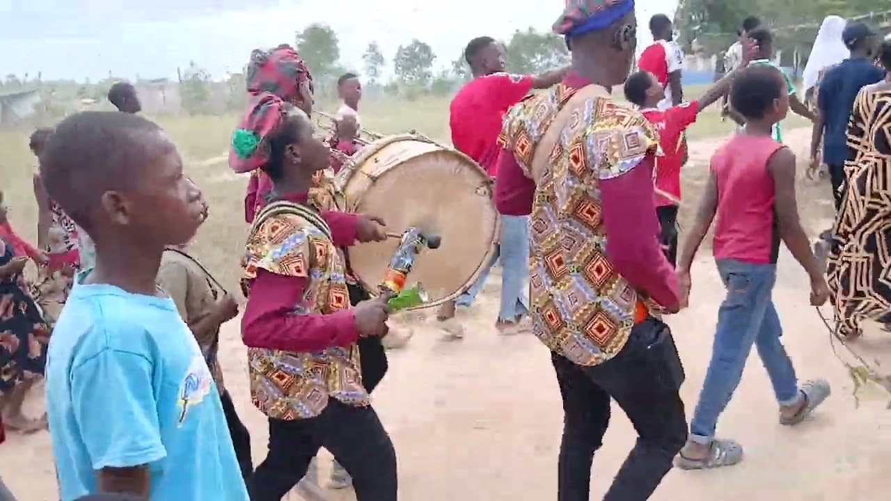 Kazozo vikwatani WANGA BAND 