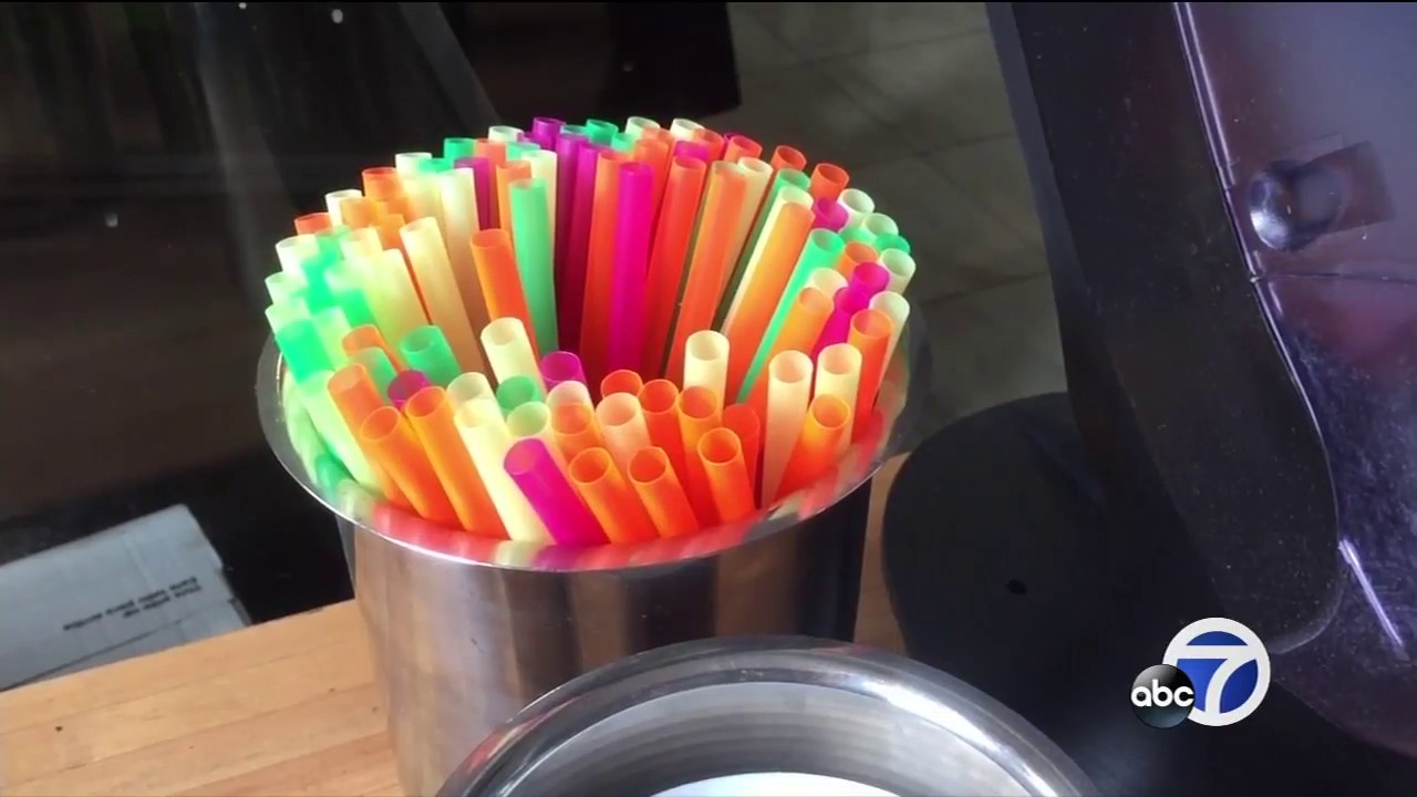 Consumer Catch-up: Drinking straws, financial regrets