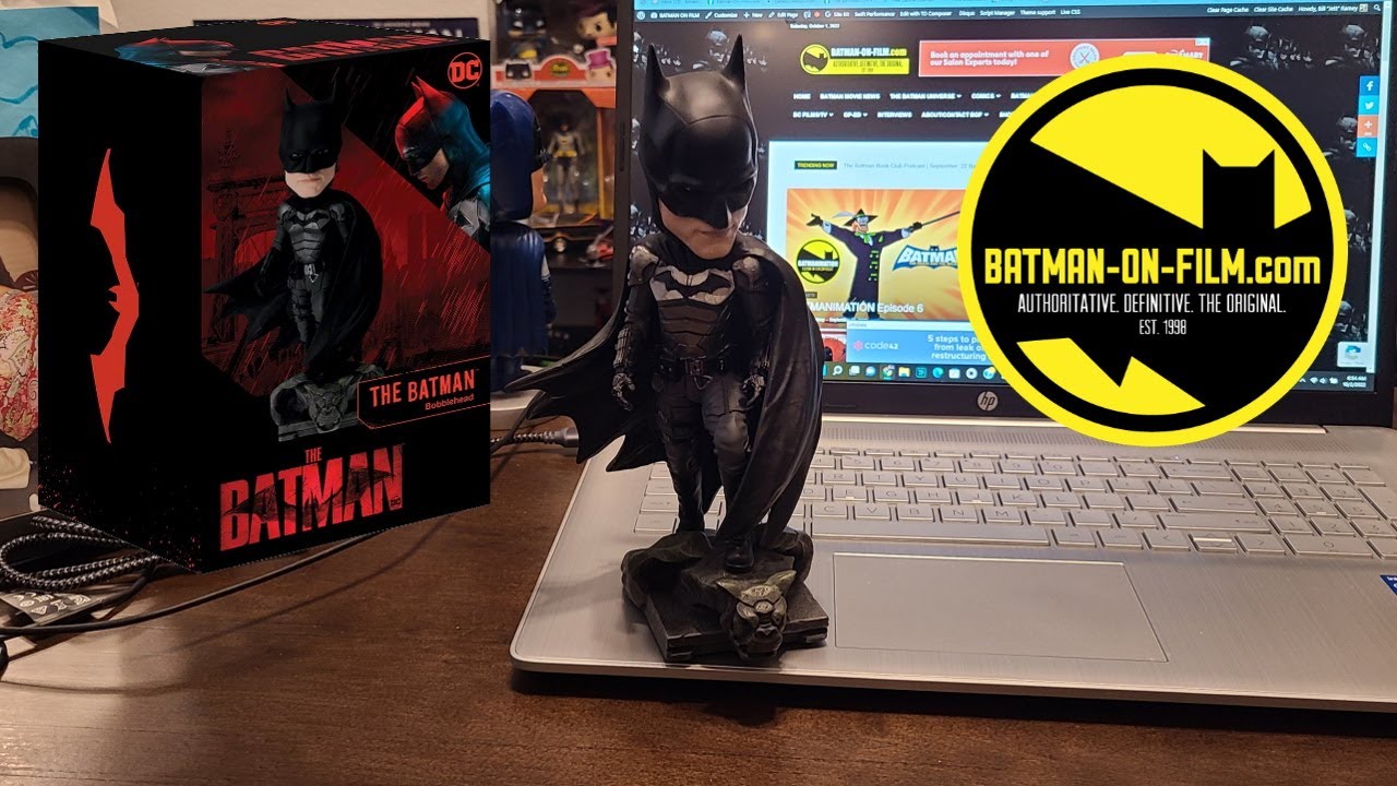 Royal Bobbles' THE BATMAN Bobblehead Unboxing/Review