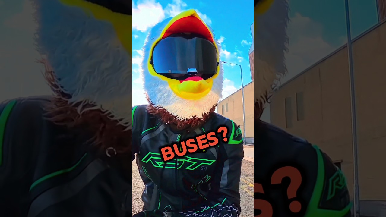 Можно ли отнести автобус без крыши к категории кабриолетов? 😆 