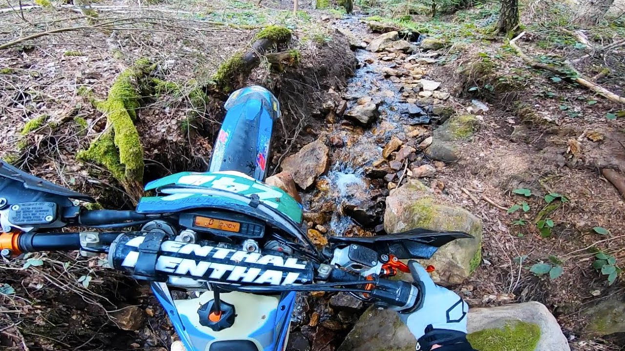 HARD ENDURO in RIVIÈRE - KTM 300 TPI 2021