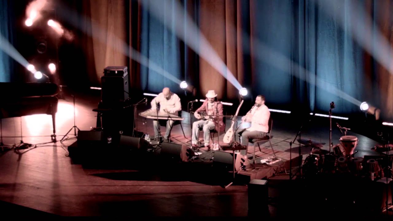Taksim Trio - Kumsalda Dans (İstanbul Experience)