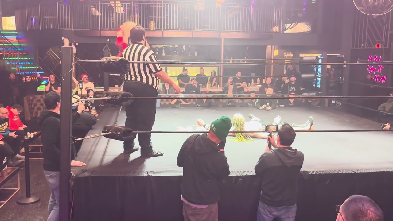 Fab Wrestling Main Event: Marcos Modello vs Mason Percs ; Universal Crown Championship Match 