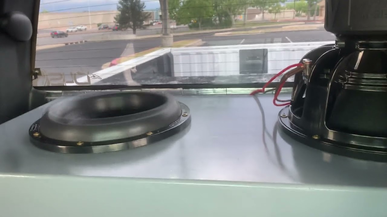 Sundown Audio M series 15s playing 28hz