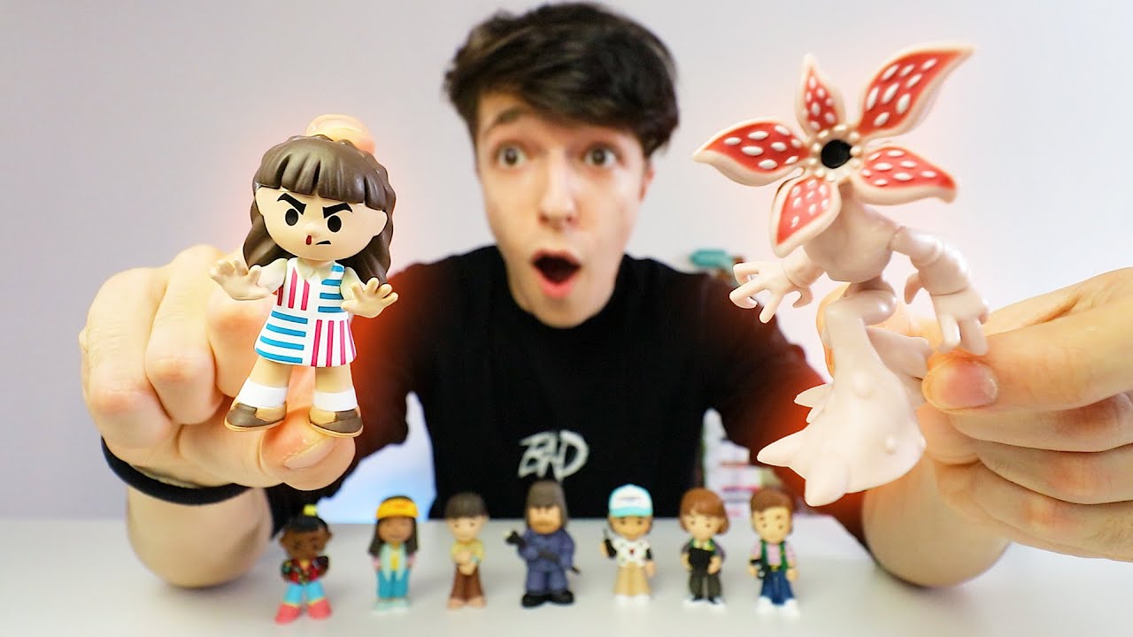Otevírám Stranger Things Figurky!