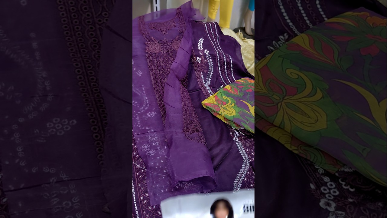 designer dresses,ladies Cloth wholesale Market Karachi,Karimabad market Sasta Bazar#ladies3piecesuit