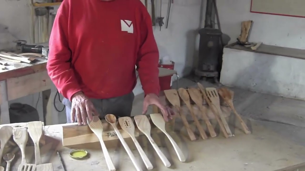 Cómo hacer cucharas de madera. Utensilios cocina