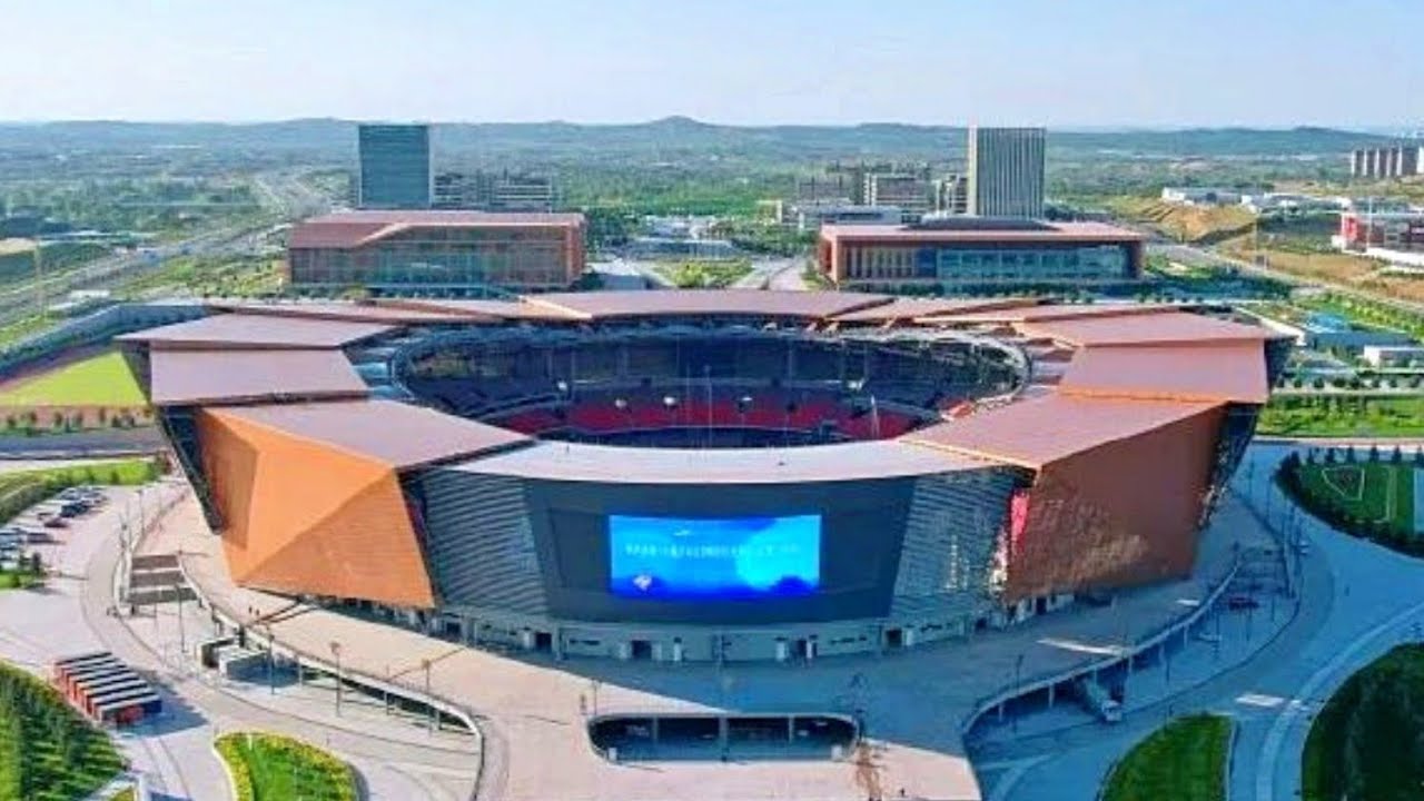 Stadion Unik dengan Layar LED Besar ( Yulin Sports Center Stadium)