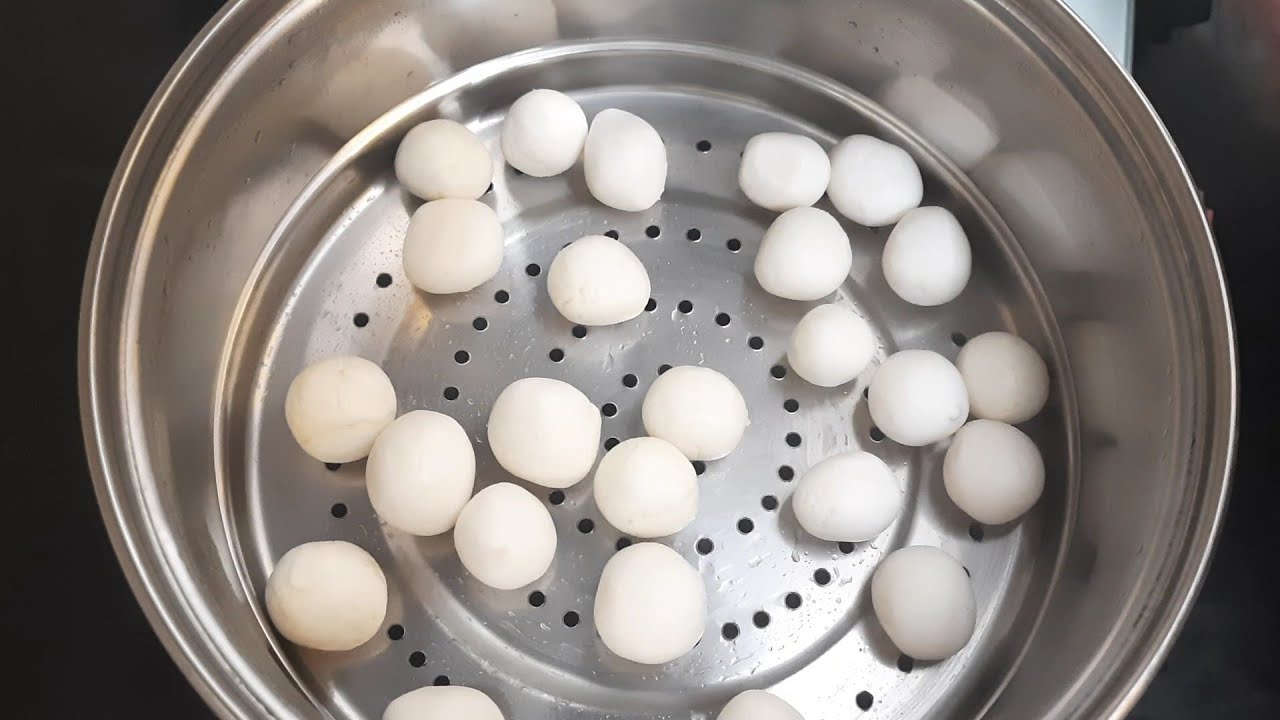Easy kolukkattai Recipe in two ways in Pigeon Steamer/ Steamed Rice Balls @HappyHomequeens 🙂