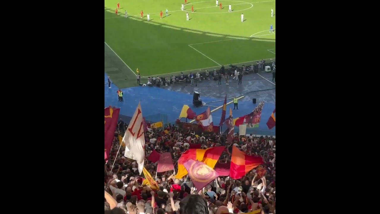 #Romamonza Lo stadio trema dopo il goal 🔥