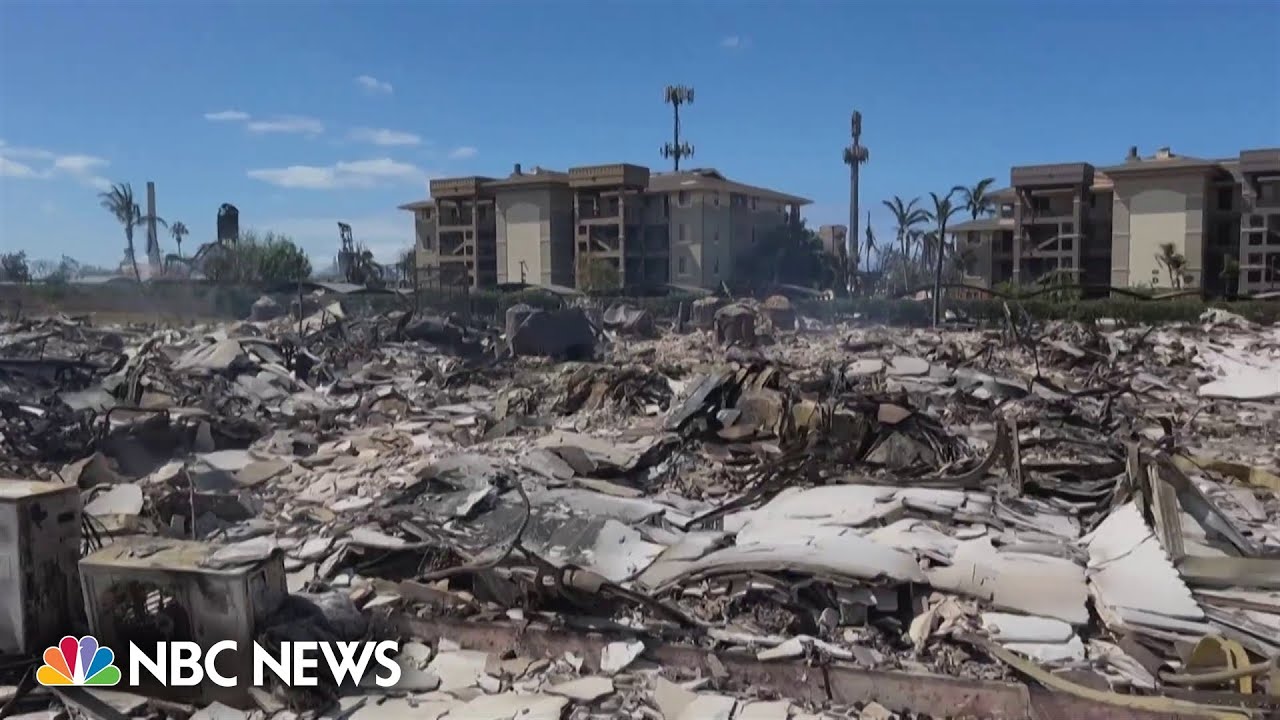Growing concerns in Maui over toxic fumes from deadly wildfire