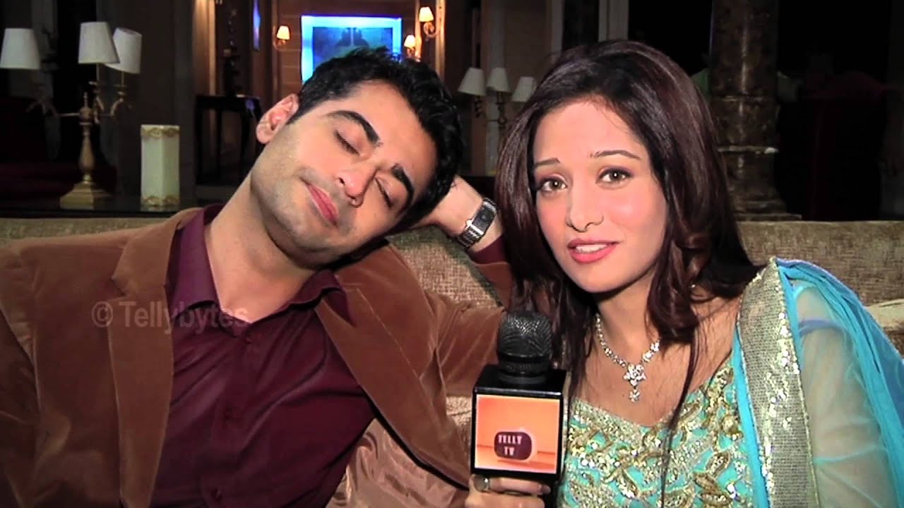 Harshad and Preetika Receive Surprises from Fans