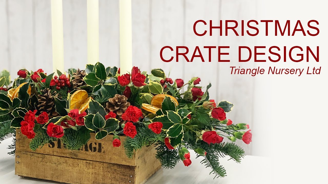 How to Make a Christmas Dining Table Arrangement