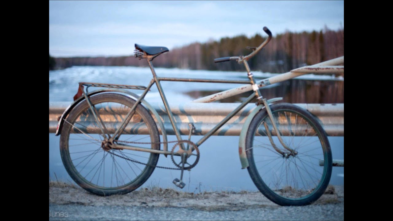 Takapihan Pojat - Kasarmin polkupyörä (huuda mun sotilasarvoa)