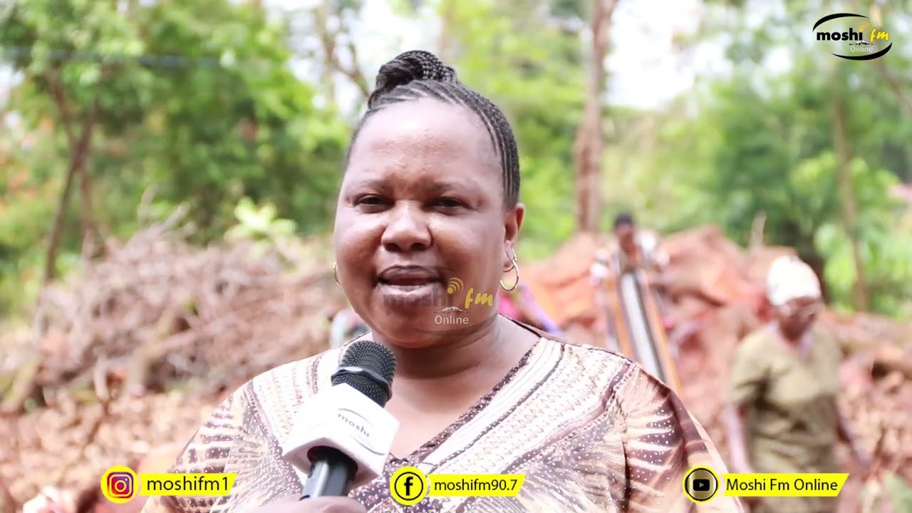 MAANDALIZI YA HOSPITALI YA WILAYA MSARANGA, WANANCH WAJITOKEZA KUCHIMBA VISIKI