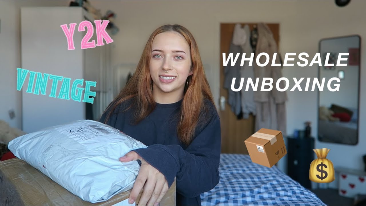 Y2K FLEEK CLOTHING BUNDLE UNBOXING | £200+ WORTH OF CLOTHES !!
