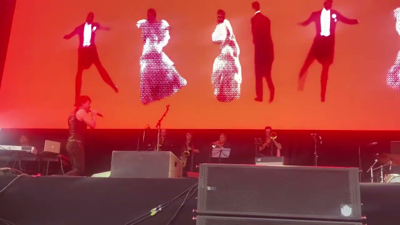 Coque Malla & Kase O - Un Lazo Rojo, Un Agujero (Vive Latino Zaragoza, 02.09.22)