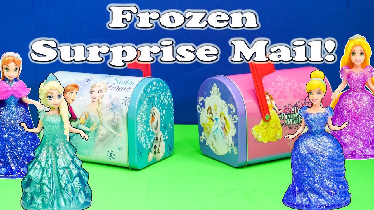 The Assistant Opens Frozen Surprise Mail Boxes with Elsa and Anna
