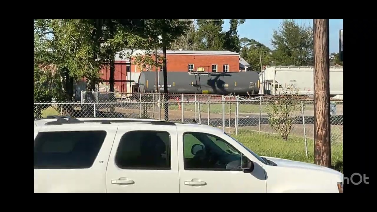 Union Pacific 7701 in Opelousas ST￼