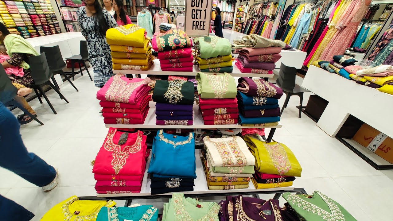 KLM Shopping mall latest sarees collection |Fancy sarees |Pattu sarees ||KLM Shopping mall offers