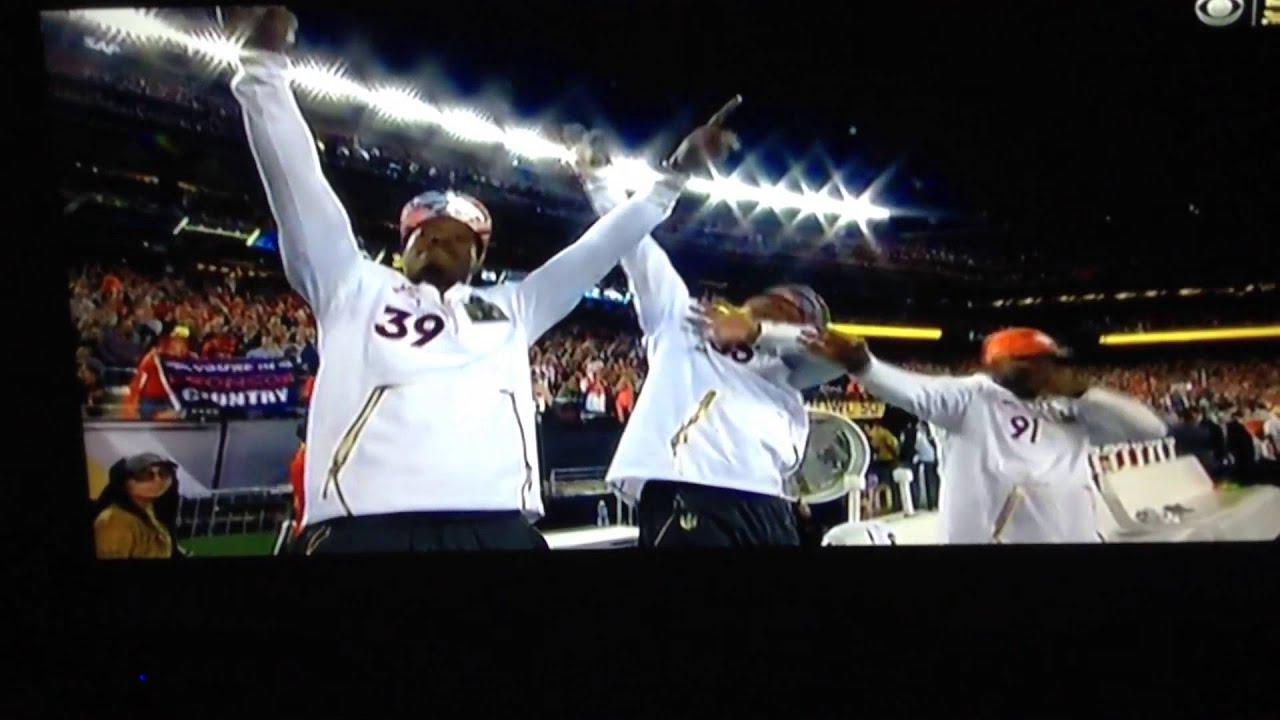 Broncos Dab at Super Bowl 50