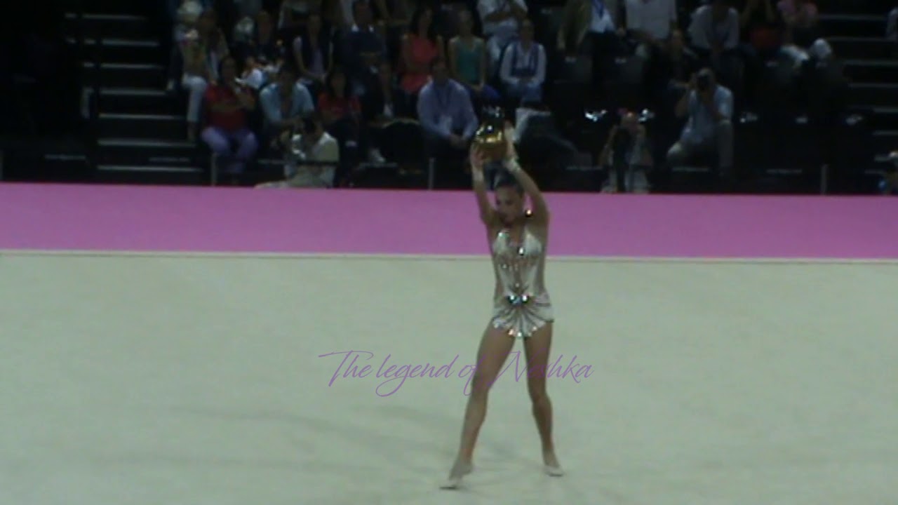 Daria KONDAKOVA (RUS) ball - 2011 Montpellier worlds AA