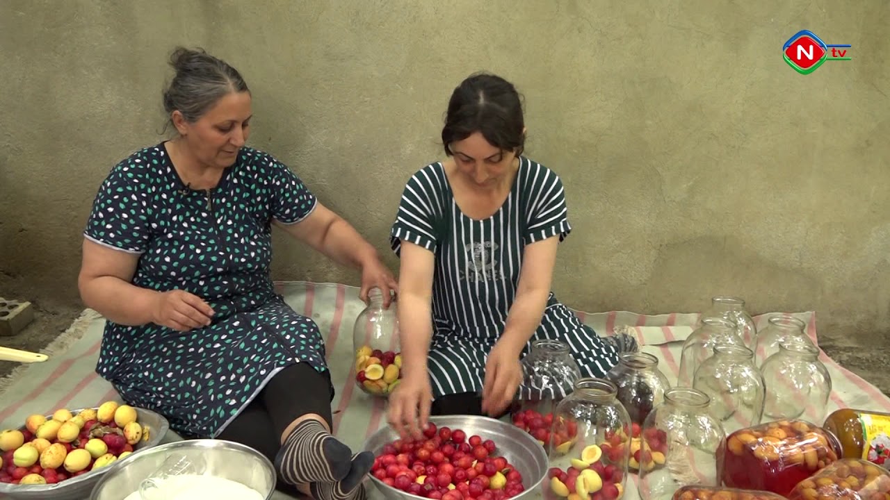 Xanlıqlar kəndinin zəhmətkeş xanımları...