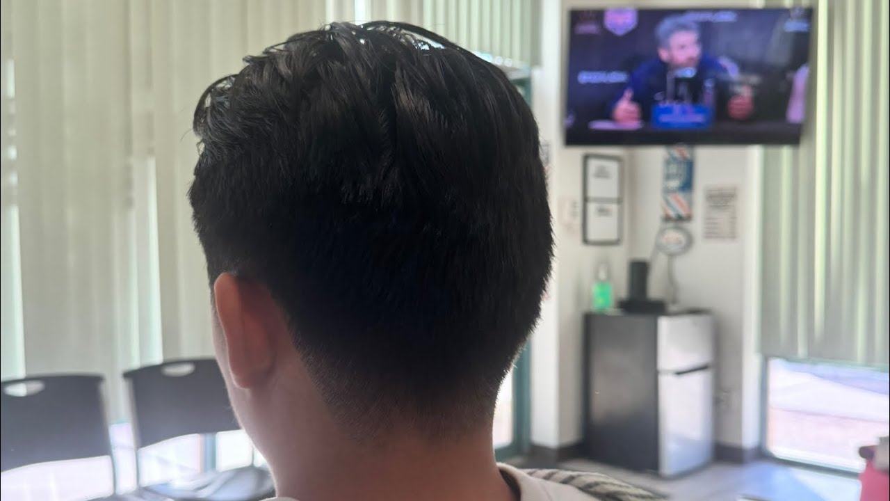 Live at the barbershop in Sunny Scottsdale!