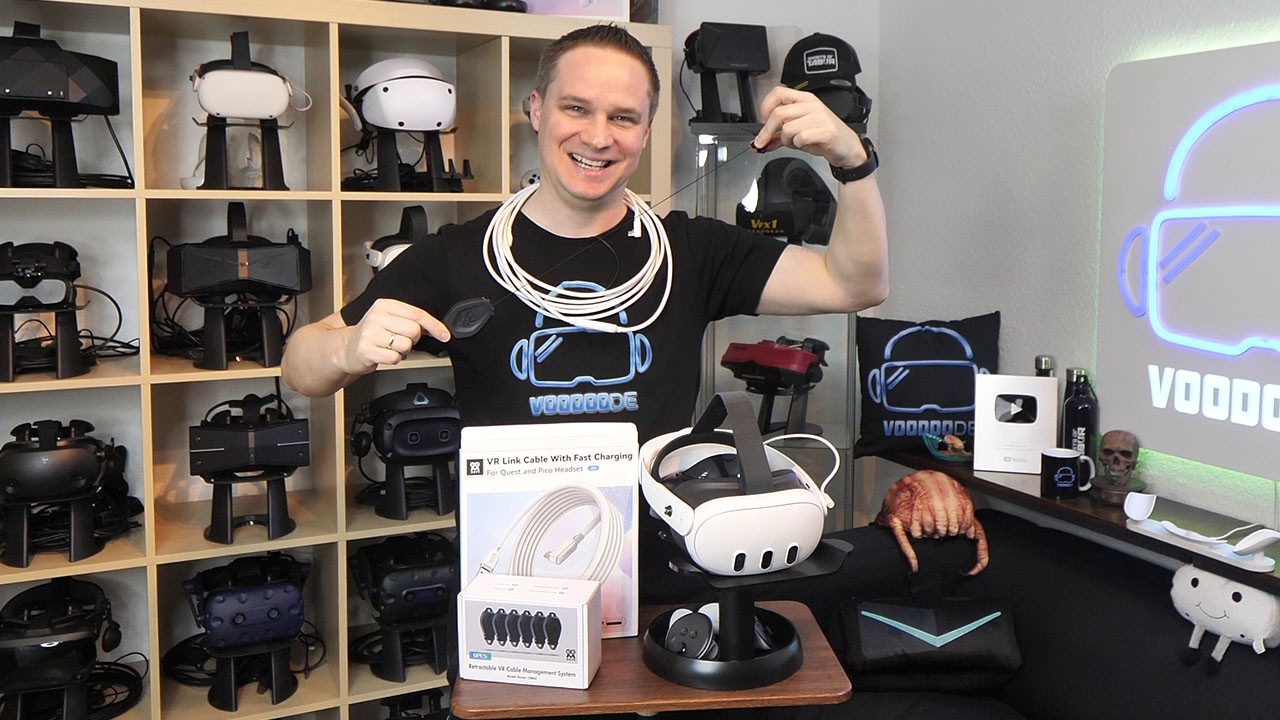 AMVR - VR accessories tested - fast charging cable, VR mount, cable management