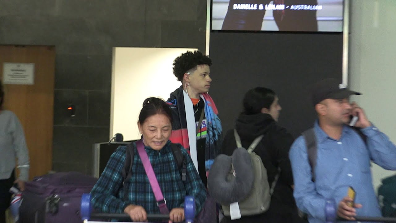 'Lil Mosey & bodyguard tries to stop filming in Australia' #15MOF