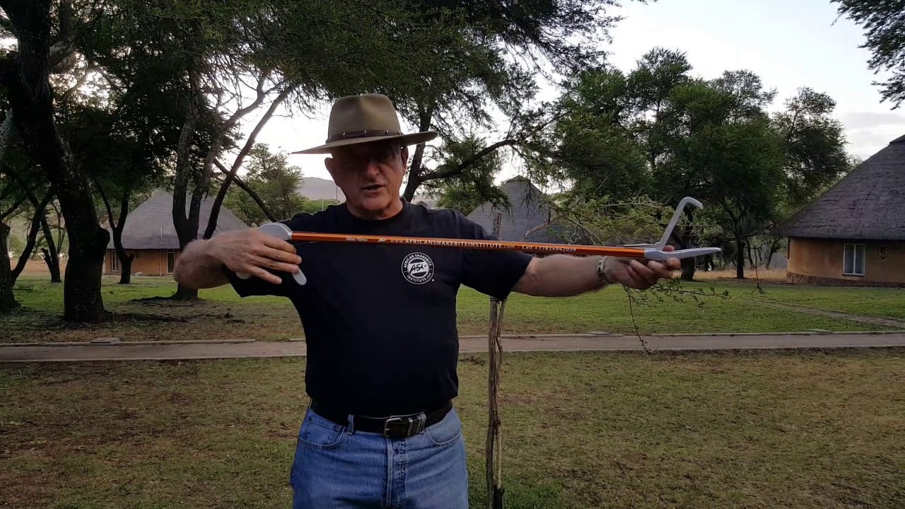 JM Snake Handler Tong