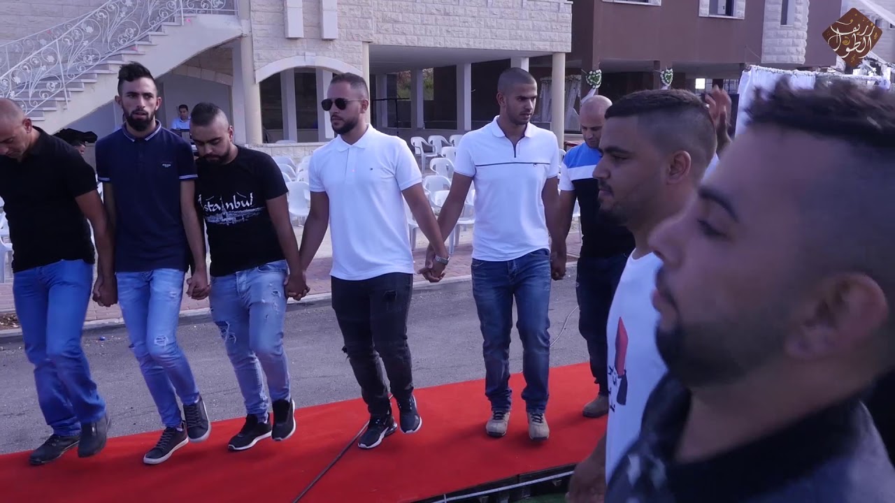دبكة من حمام العرسان امجد و مهران والد العرسان ابو امجد علي رزمق النعيم ترشيحا