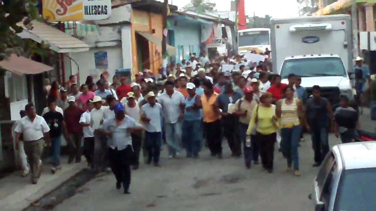 ACATLAN Y AMARO ATRAPADOS 1